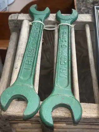 837712379_fl