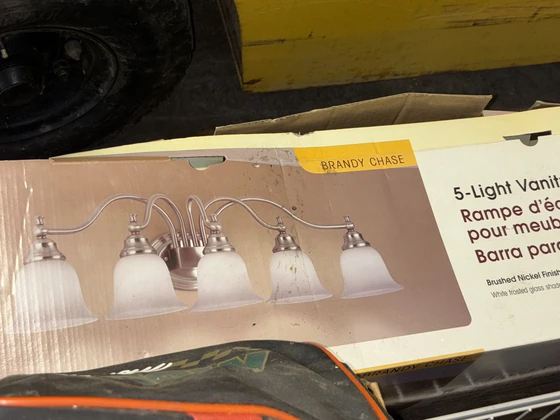 833682741_fl